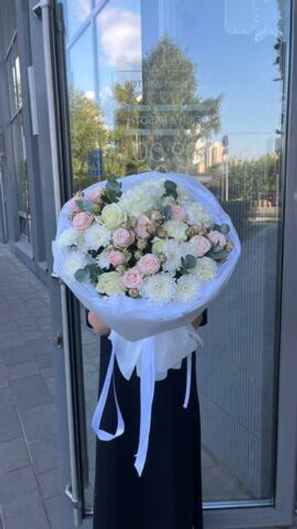 Нежно- бело зефирный букет