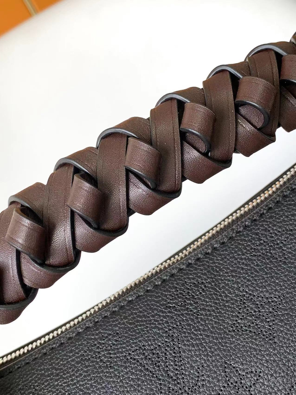 Louis Vuitton Beaubourg Hobo MM