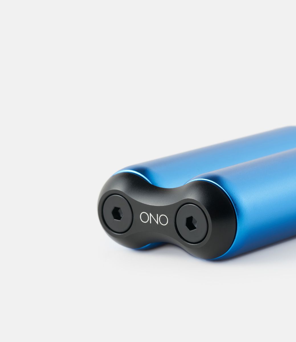 ONO Roller Aluminum Sapphire Blue — роликовый массажёр из алюминия