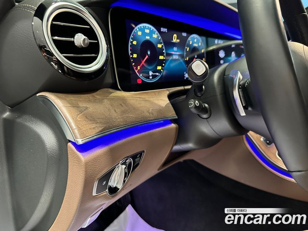 Mercedes-Benz E-Class W213 E250 Exclusive (02.2021)