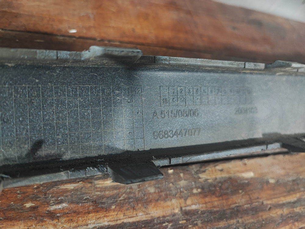 Бампер передний Citroen C3 2 (A51) 09-13 Б/У Оригинал 7401TN