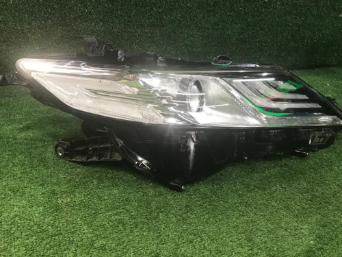 Фара Комплект Toyota Camry xv70 17-21 LED В сборе