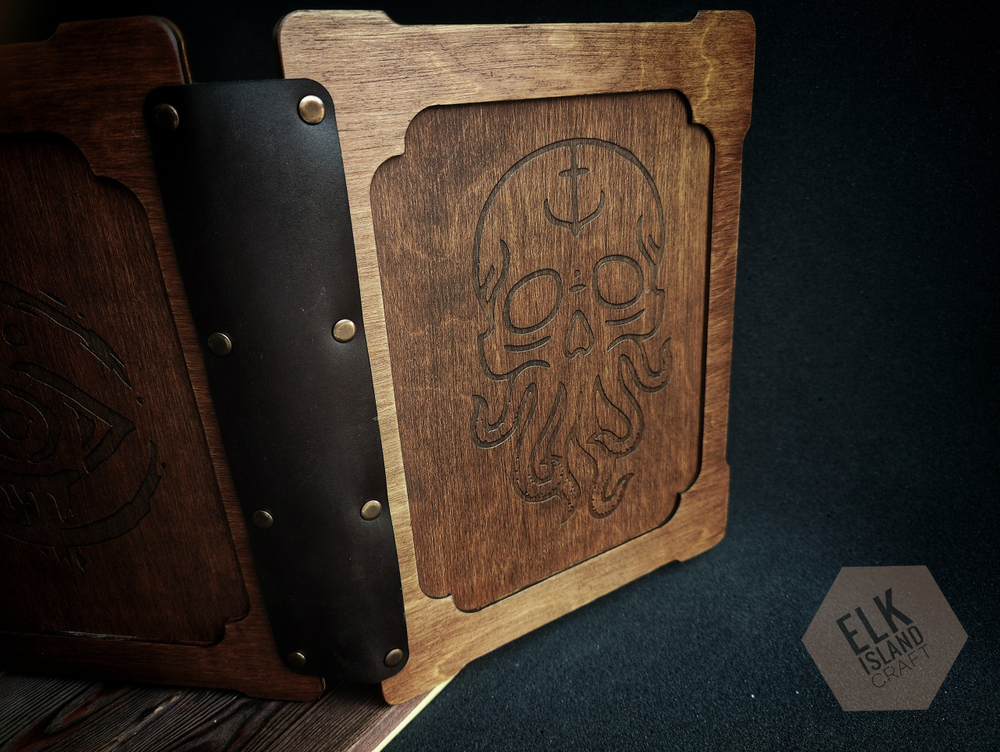 Ширма с кожаными петлями. 3 створки.