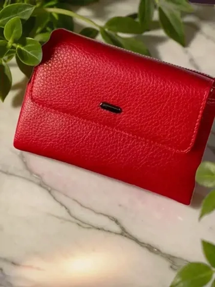 Компактный кошелек из натуральной кожи красный