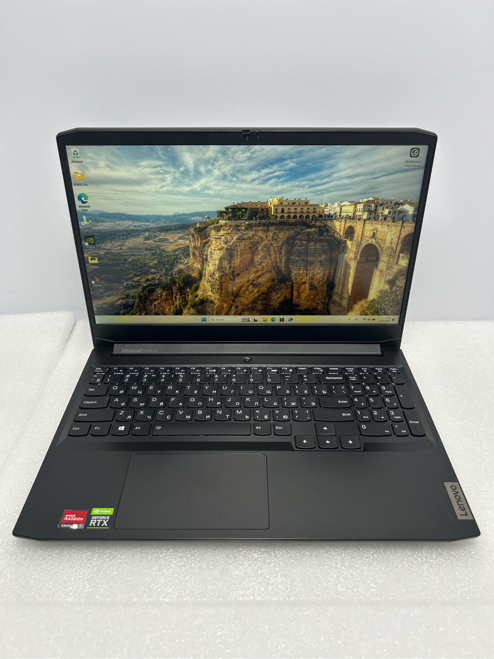 Ноутбук Lenovo IdeaPad Gaming 3 15ACH6 (82K201SFRM) 15.6"/AMD Ryzen 7 5800H/RAM 16 GB/SSD 512 GB/GeForce RTX 3050/1920x1080/IPS/DOS/Подсветка кл-ры: LED/Черный. Состояние: Уценка/небольшие след. на матрице от клавиатуры/B1