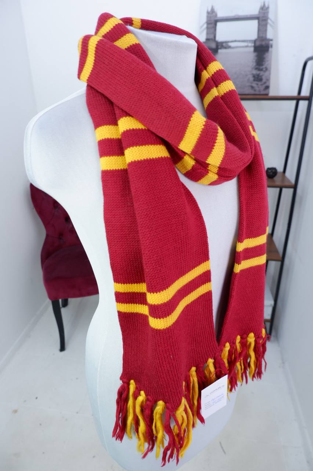 Шарф для тех кто любит магию Хогвартса