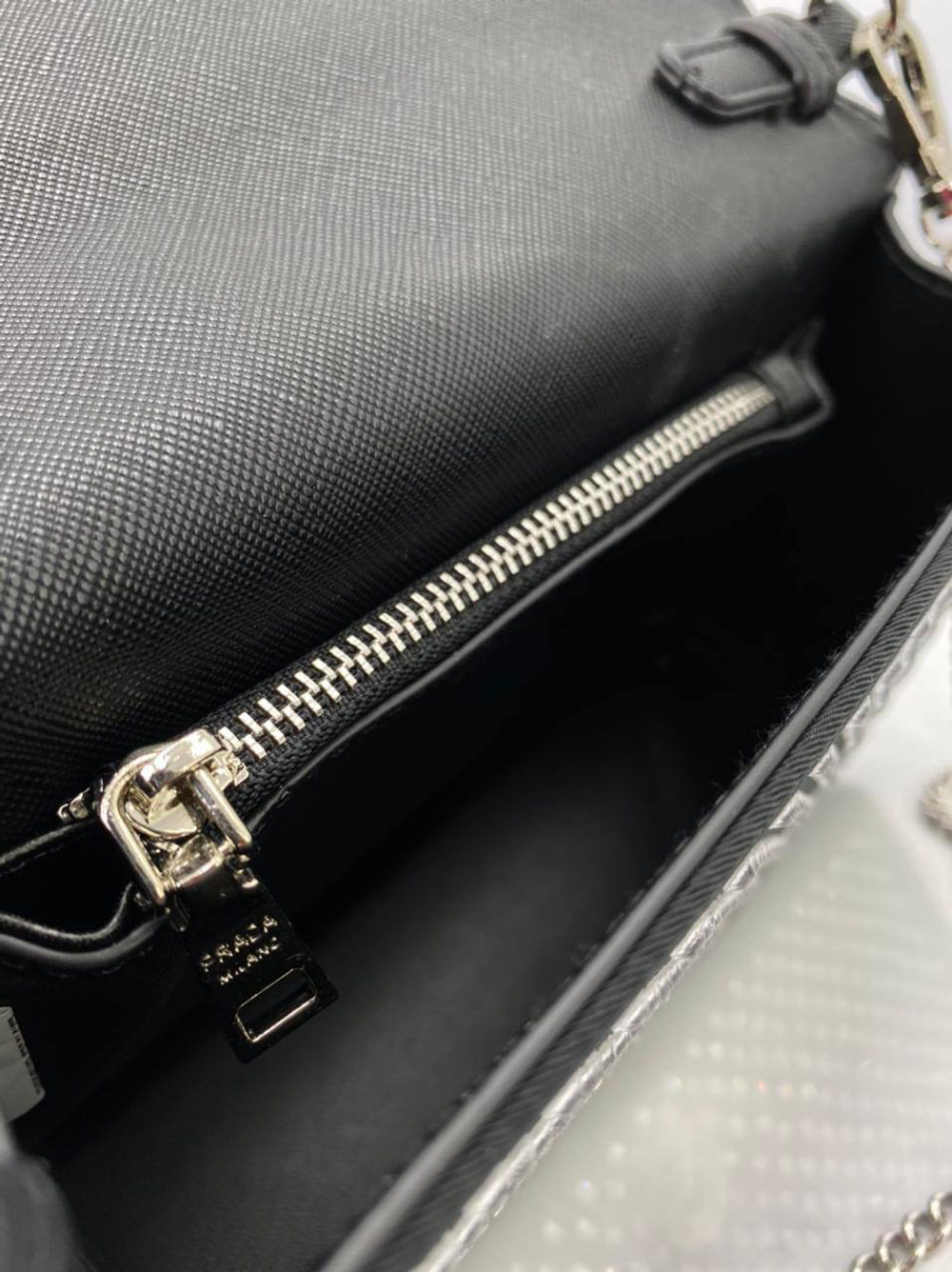 Сумка Prada