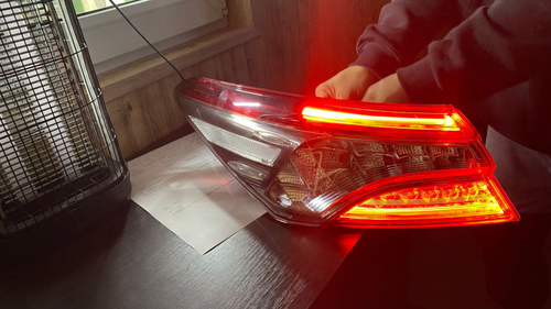 Фонарь левый внешний Toyota Camry XV70 (17-нв) LED