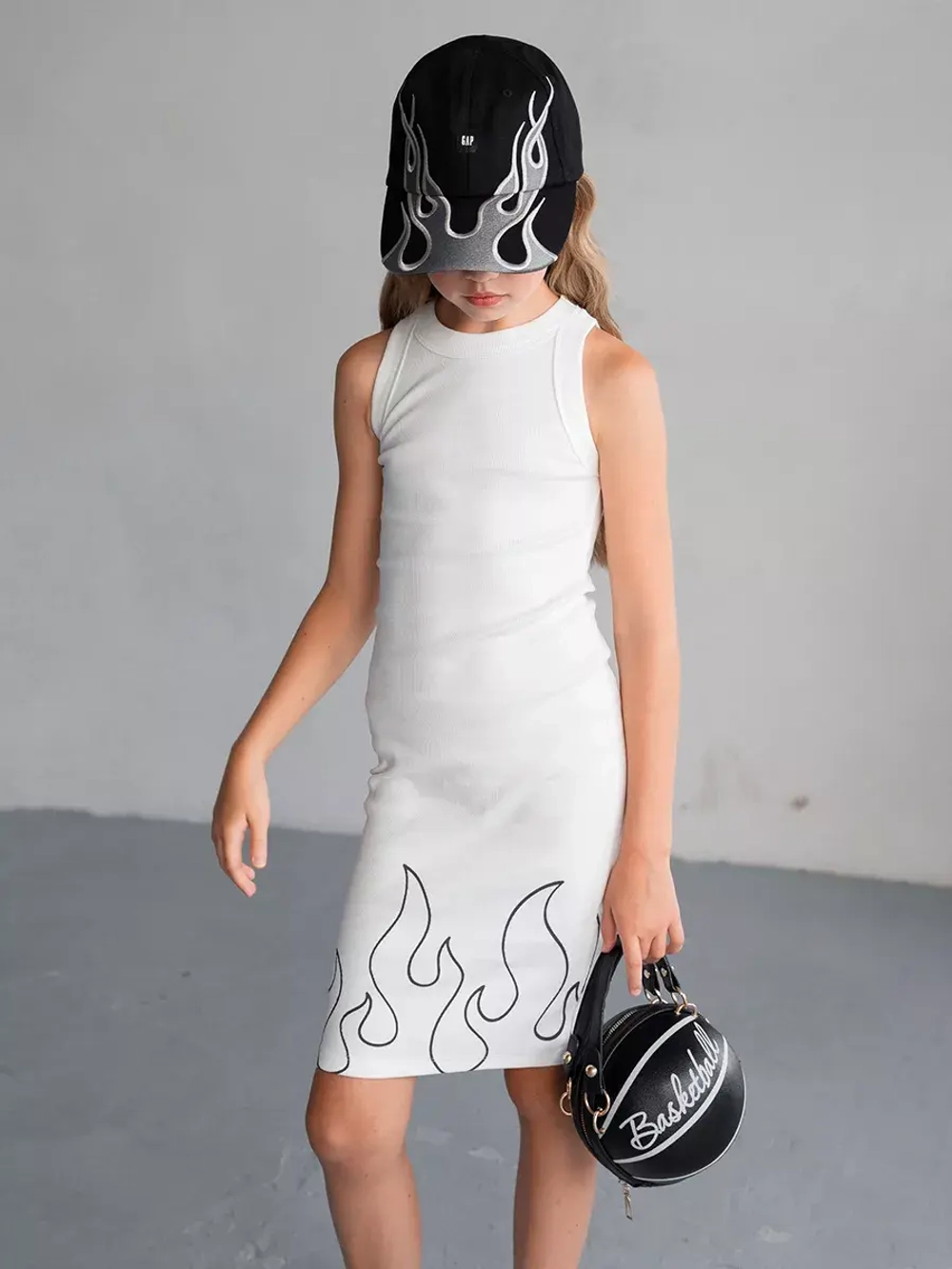 Летнее белое платье в сад для девочки