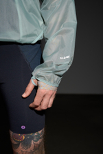 Куртка Blue Monte Frogaero Training Windbreaker "Fluorite Green"