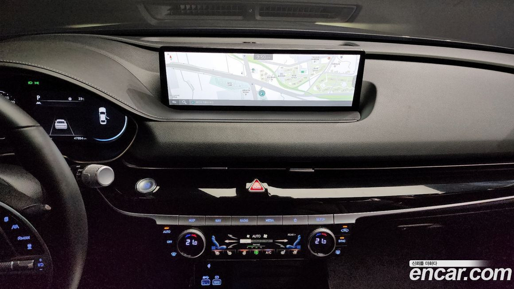 Genesis G80 (RG3) Бензин 2.5 Turbo 2WD (05.2021)