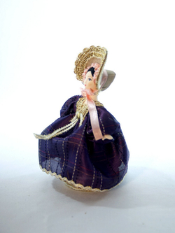 Кукла интерьерная Шкатулка в костюме 19 века