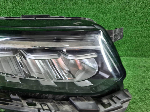Битая Фара правая Geely Tugella (2019-н.в.) LED
