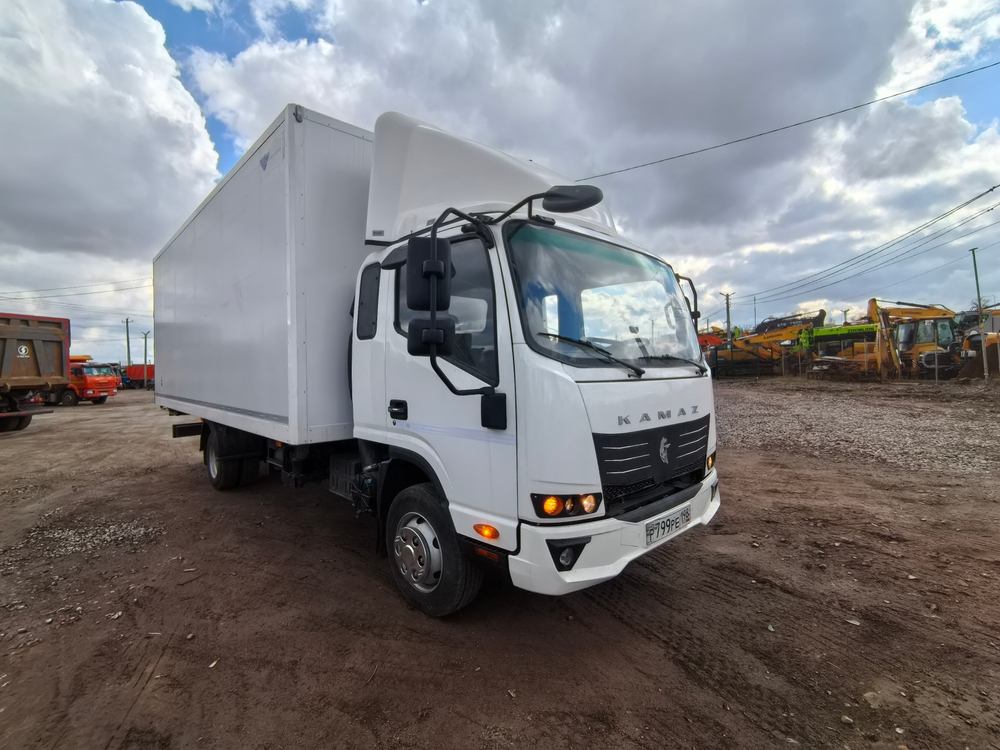 КамАЗ 43089 4x2 Изотермический/рефрижератор 4795ZC (Изотермический, дизельный, 3.8 л, 152 л.с. МТ)