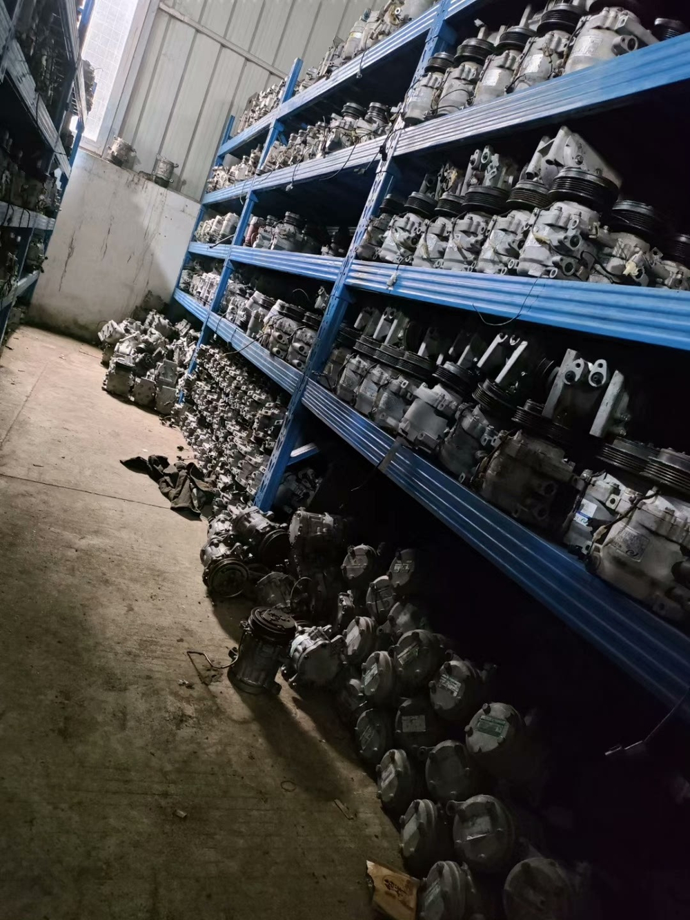 Компрессор кондиционера BYD F3 / F0 / L3 / M6 / G3 / S6 / Qin / Song / Suri