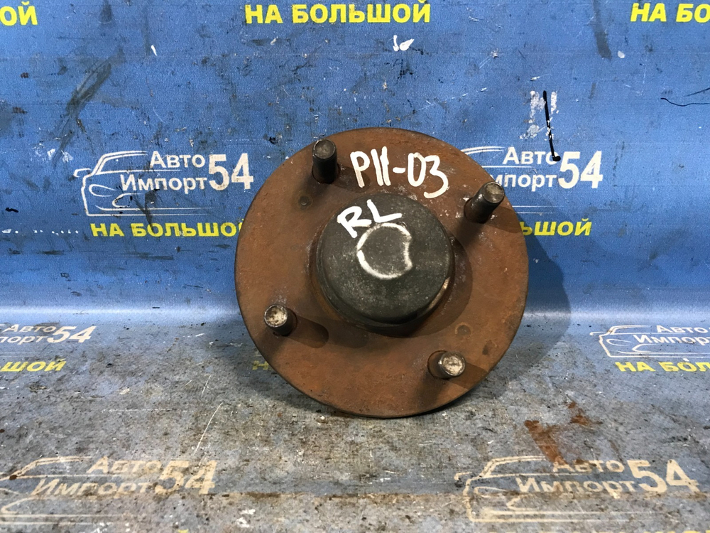 Ступица задняя левая NISSAN PRIMERA 1999