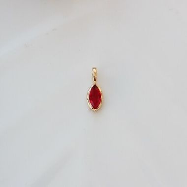 Подвеска Маркиз с красным фианитом, 14*5 мм, позолота, П387