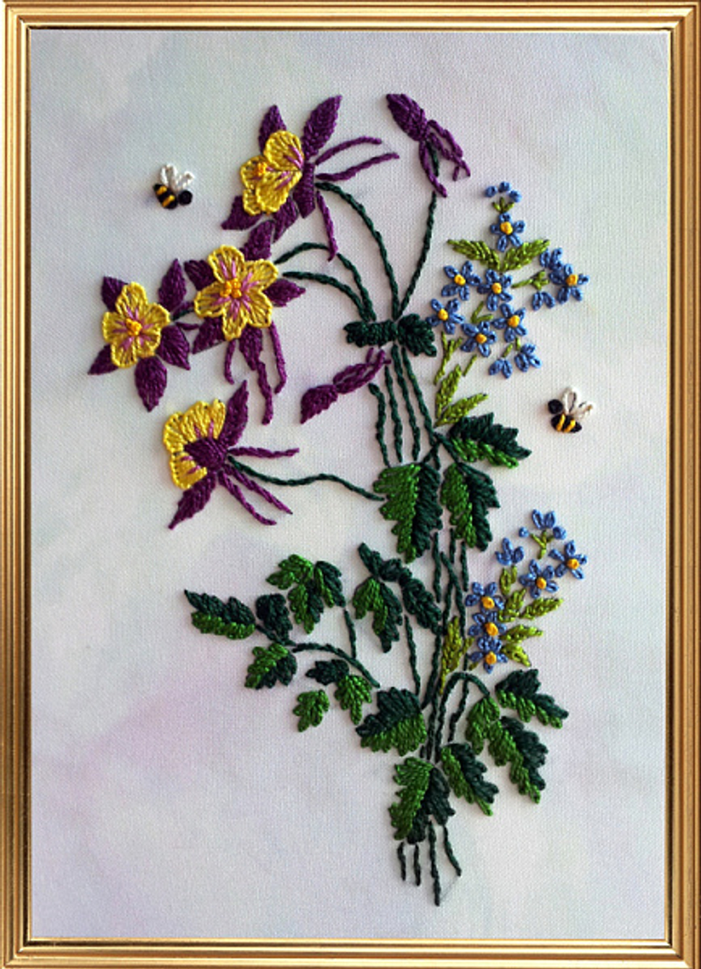 "Аквилегия"-3008ЦВ вышивка