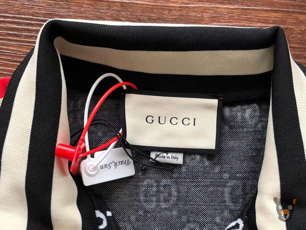 Костюм Gucci