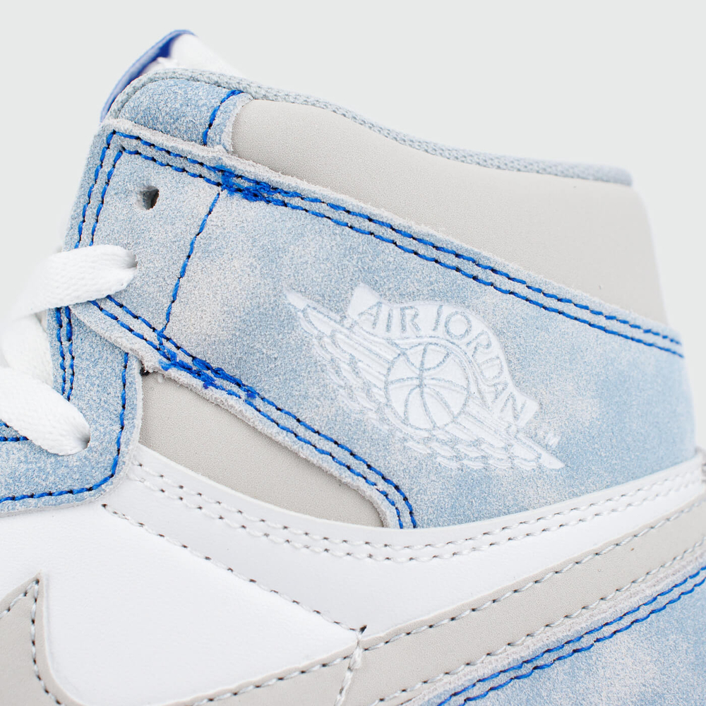 Кроссовки Nike Air Jordan 1 High Hyper Royal Wmns