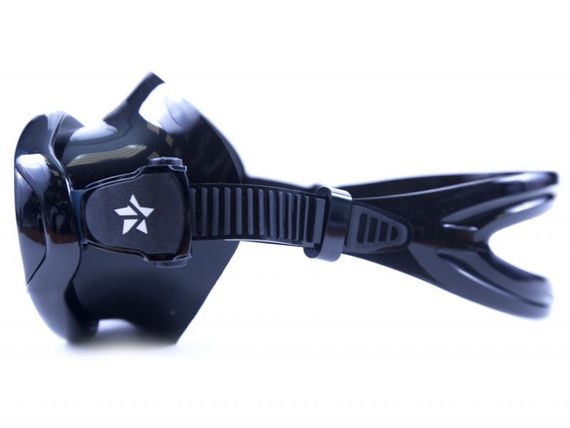 Маска с просветленными линзами Sargan Двина Черный силикон