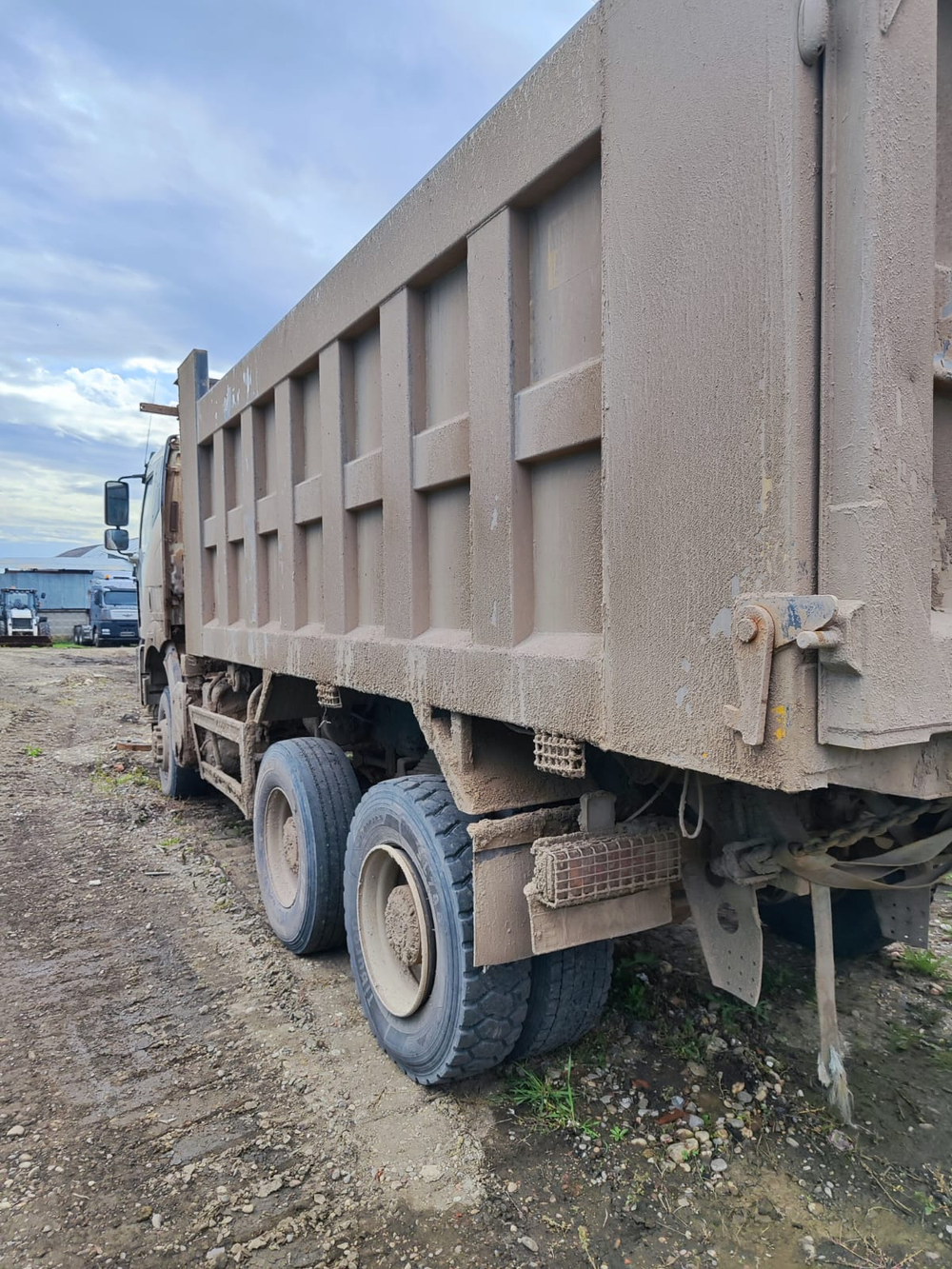 FAW J6 6x6 Самосвал CA3250P66K24L1TE5 (Дизельный, 11,1 л, 420 л.с., МТ)