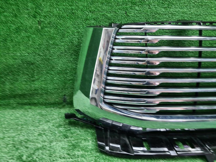 Решетка радиатора Tank 500 (2021-н.в.)