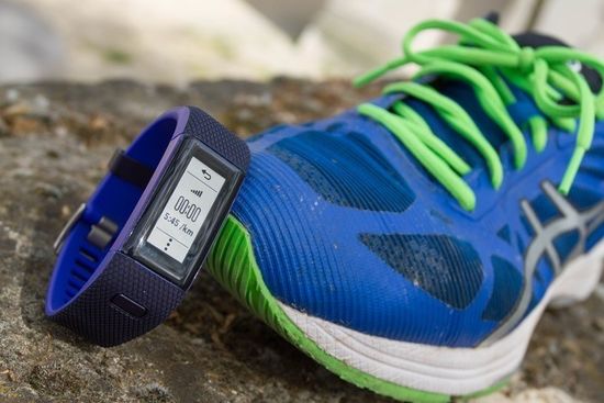 Обзор Garmin Vivosmart HR+