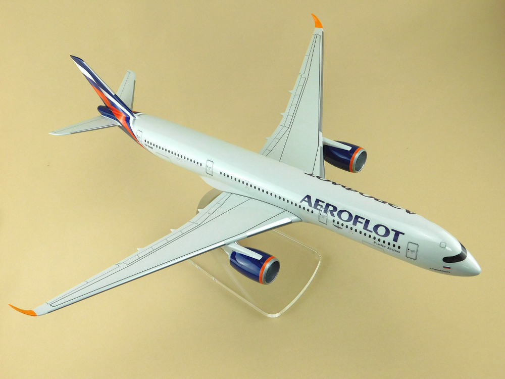 Модель самолета Airbus A350-900 (М1:144, Аэрофлот,RA-73157, П.Чайковский)