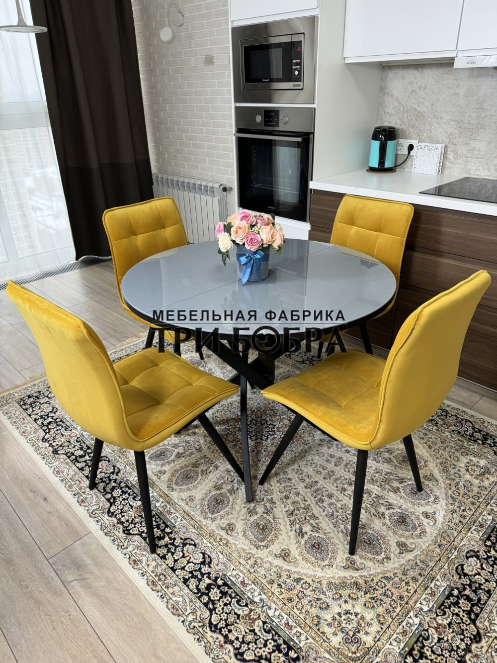 Круглый стеклянный раздвижной стол и стулья "ГУЧИ" желтый