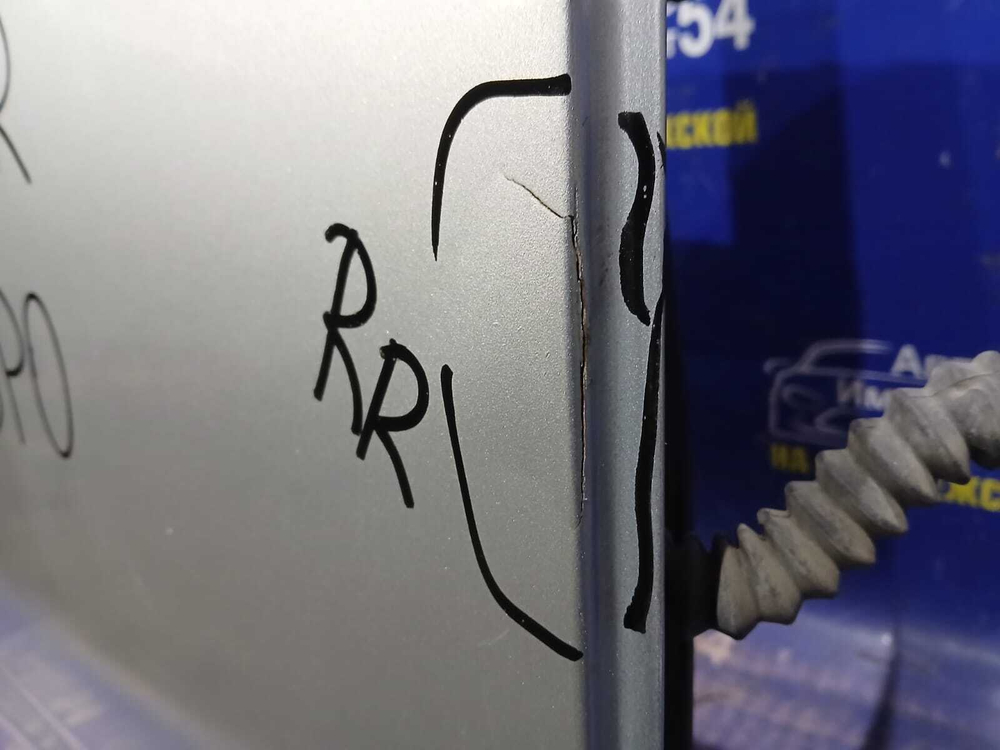 Дверь задняя правая NISSAN AD 2001