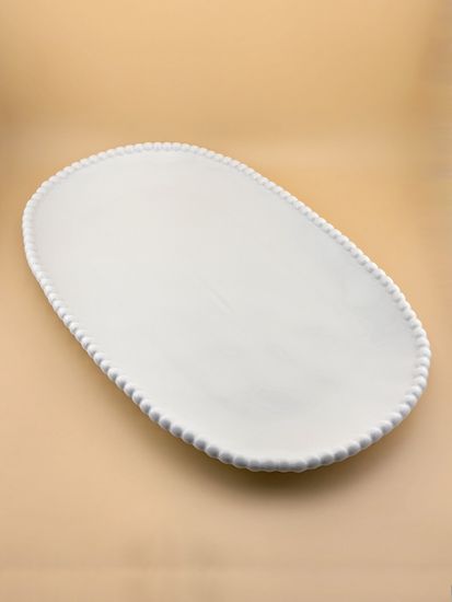 Блюдо сервировочное овальное 35,5х22х3 см. Бусины