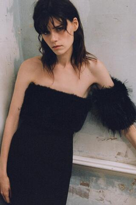 ZARA ПЛАТЬЕ МИДИ С ДЕТАЛЬЮ ИЗ ИСКУССТВЕННОГО МЕХА, ЧЕРНЫЙ