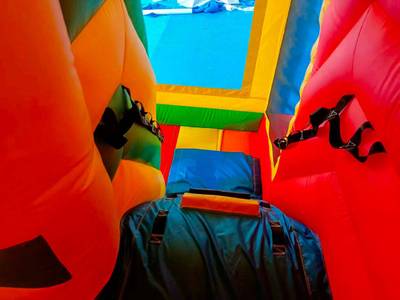 Коммерческий надувной батут "Законы джунглей", 6x4x3.8 м