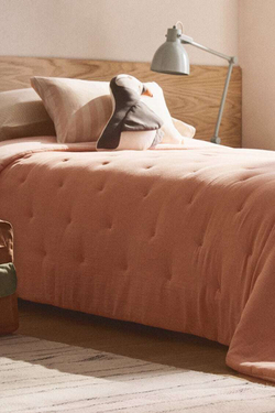 ZARA HOME ЛОСКУТНОЕ ОДЕЯЛО ИЗ ВАФЕЛЬНОЙ ВЯЗКИ, РОЗОВЫЙ