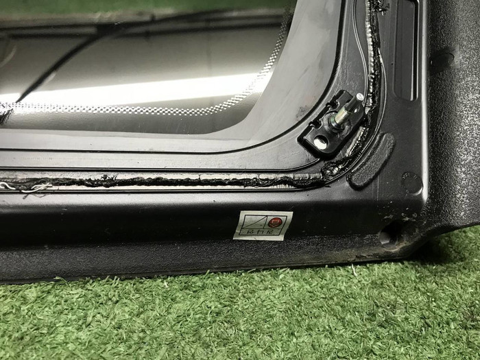 Форточка задняя левая Hyundai Santa Fe 4 TM 18-24