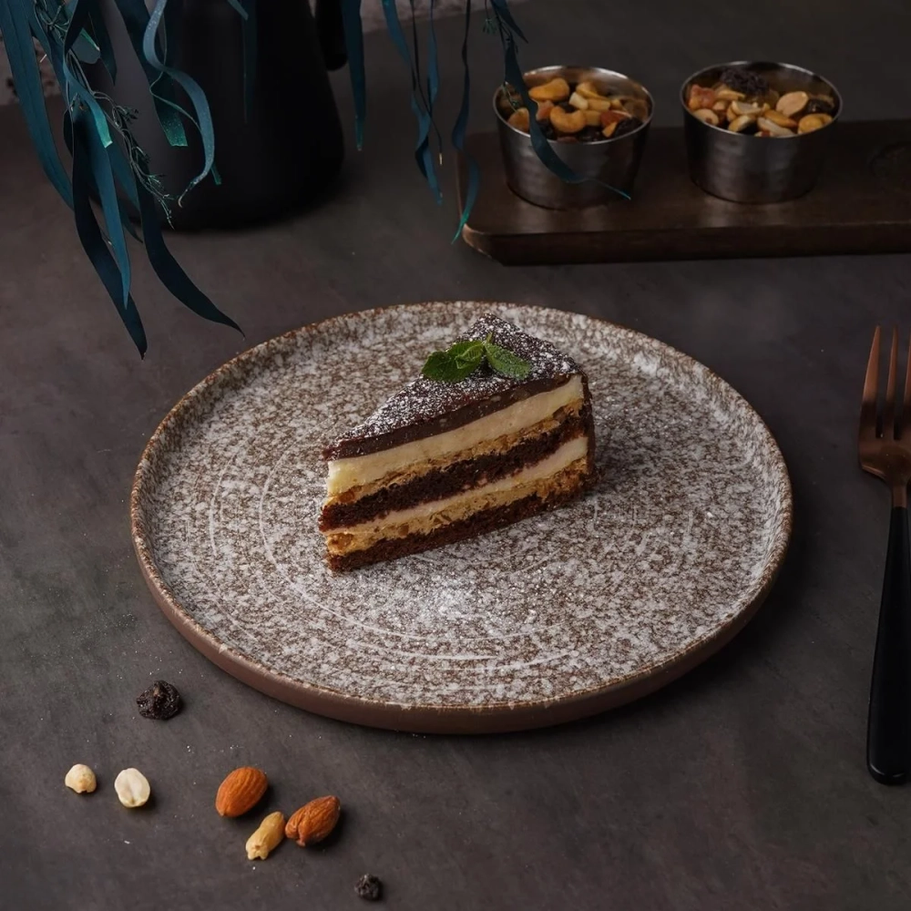 Тарелка с бортом Untouched Taiga 23*1,5 см P.L. Proff Cuisine