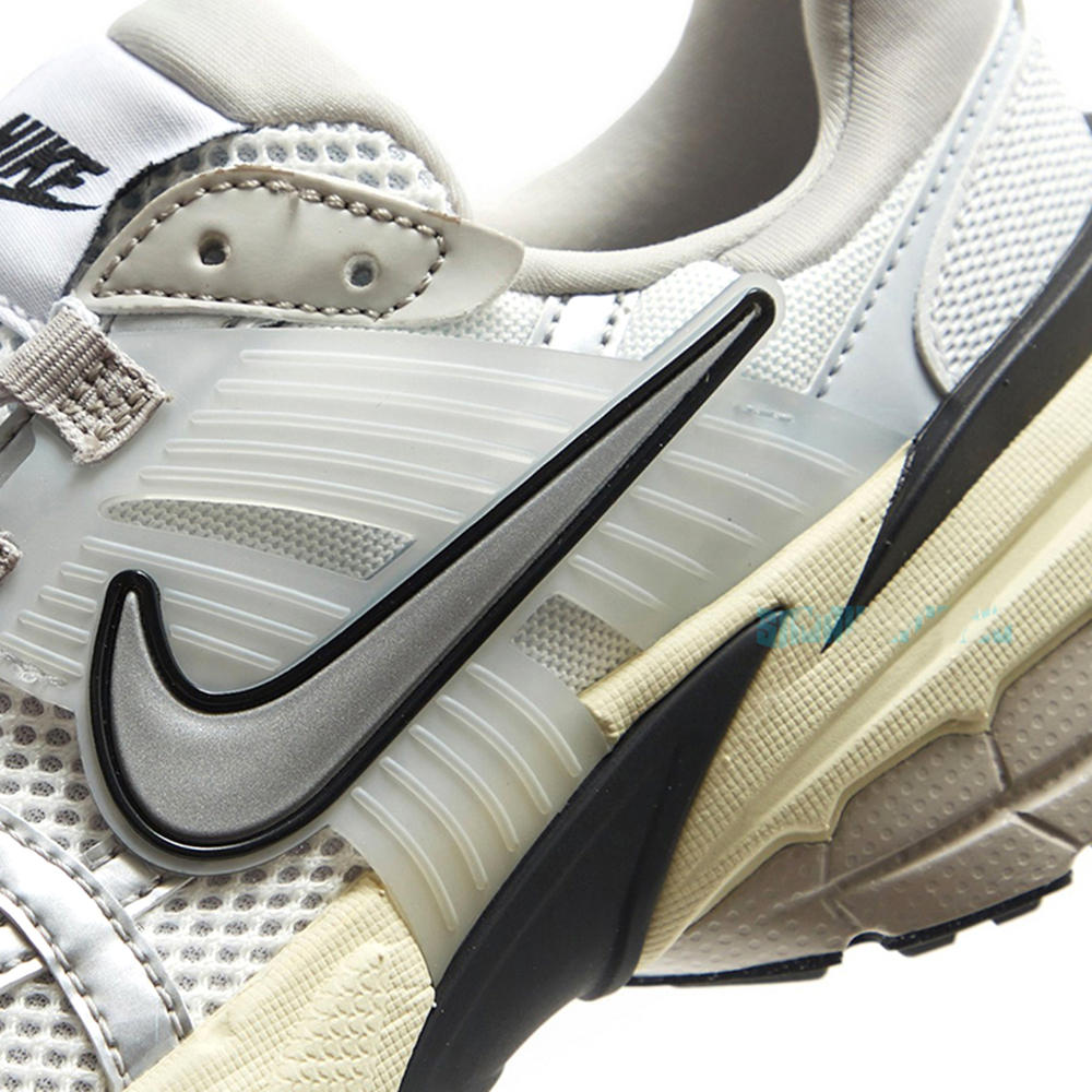 NIKE RUNTEKK WMNS "SUMMIT WHITE"