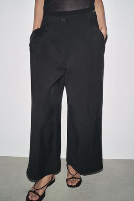 ZARA УКОРОЧЕННЫЕ БРЮКИ С ЗАЩИПАМИ — ZW COLLECTION, ЧЕРНЫЙ