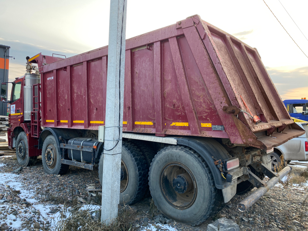 КамАЗ 65801 8x4 Самосвал 65801-001-68(T5) (Дизельный, 12,0 л, 428 л.с., МТ)