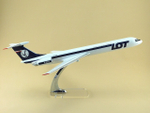 Модель самолета Ил-62М (М1:100, LOT)