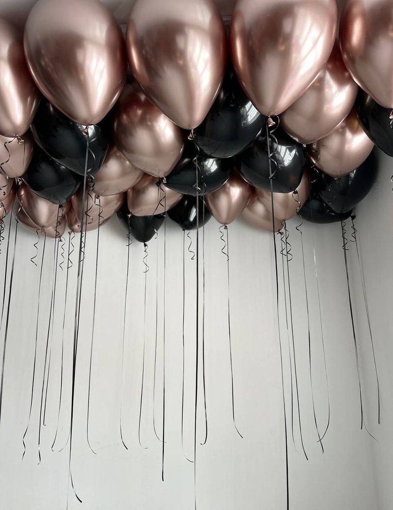 Воздушные гелиевые шары под потолок хром розовое золото/черный №4818