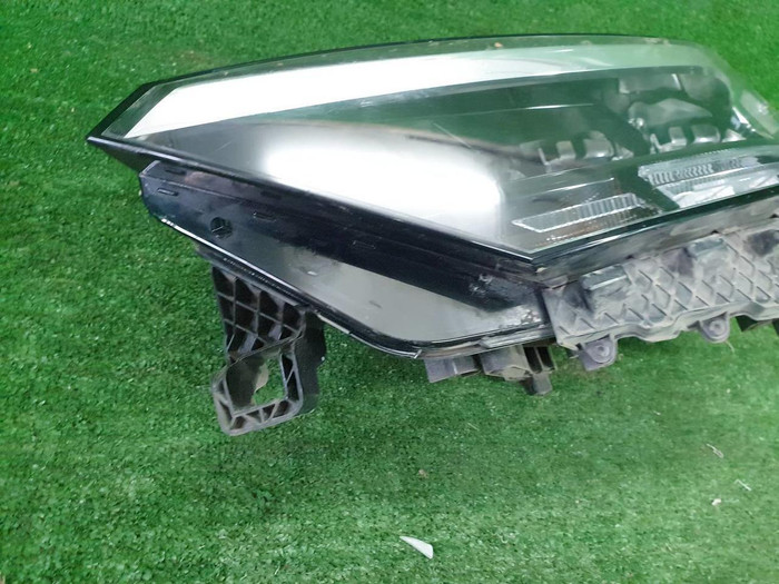 Фара левая VW Polo 6 (2020-н.в.) LED