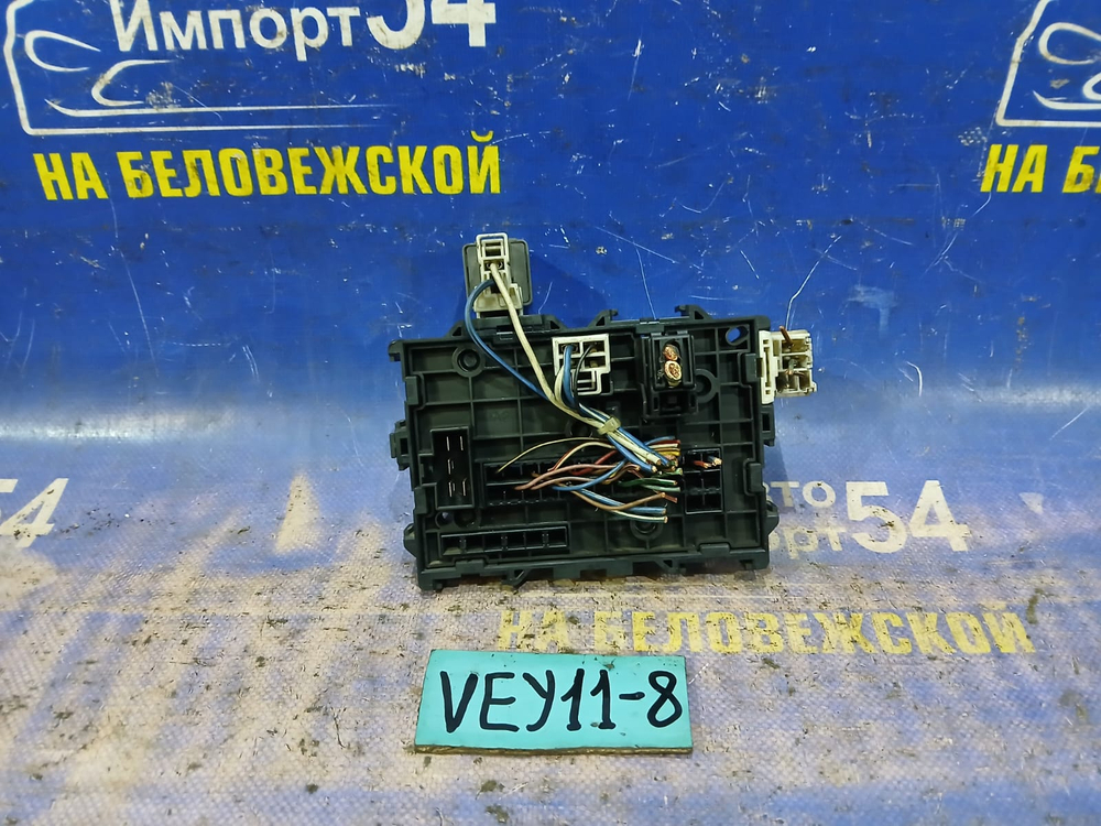 Блок предохранителей салонный NISSAN AD 2001