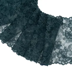 Вышивка на сетке изумруд 20 см