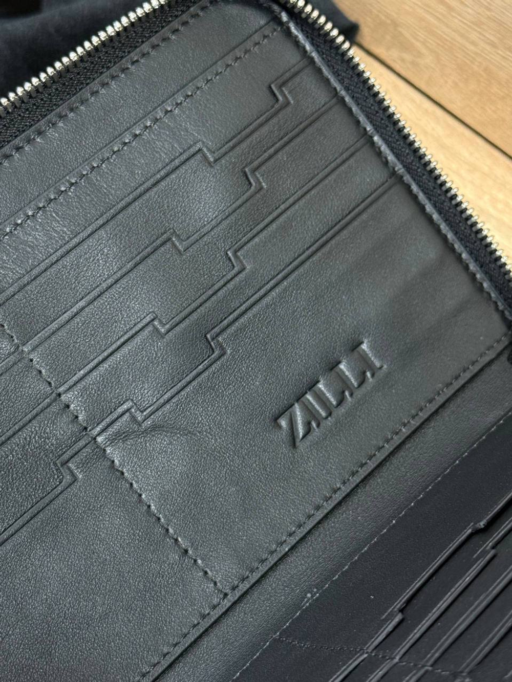 Портмоне Zilli из кожи крокодила