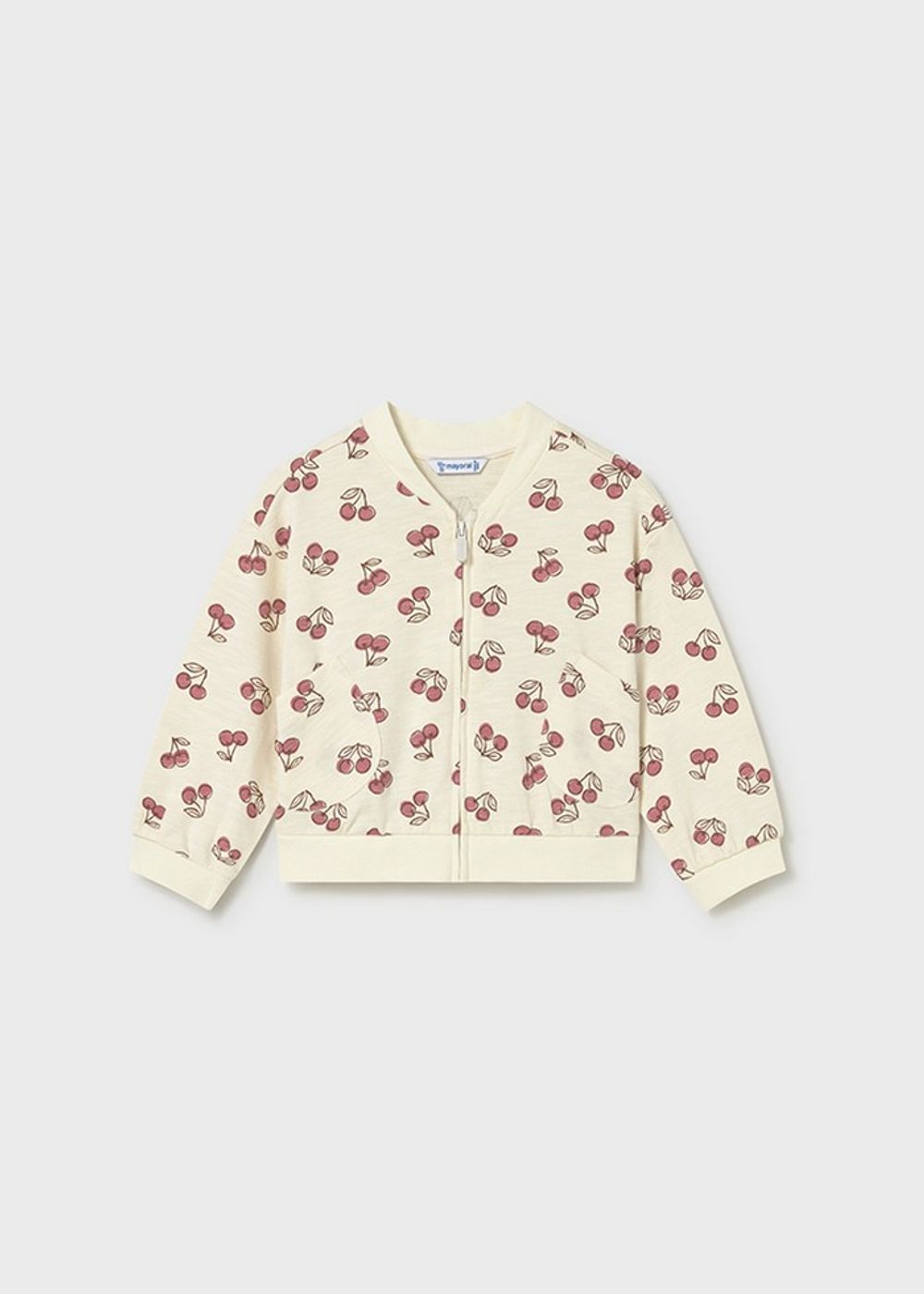 кардиган с футболкой и брюками