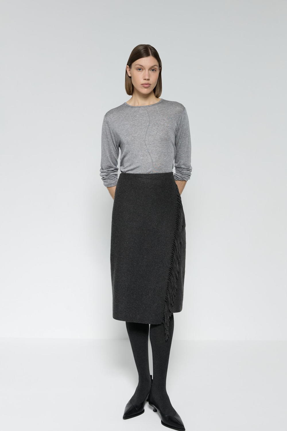 Юбка из шарфа графит