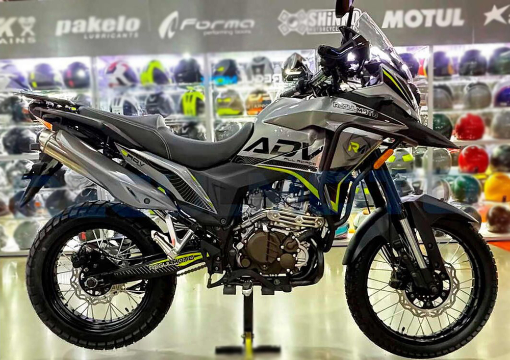 Мотоцикл Regulmoto ADV 300 S, спицованные колеса