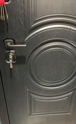 Входная металлическая дверь Лабиринт GRAND (Гранд) Альберо блэк / 11 Белый софт